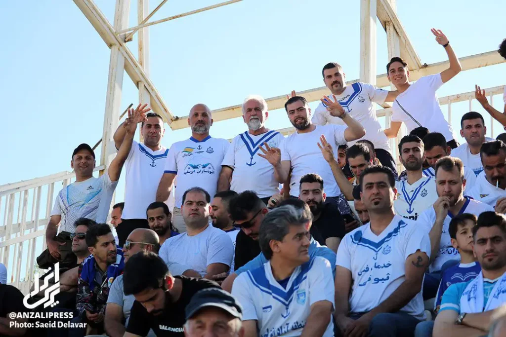 هواداران ملوان تبریز