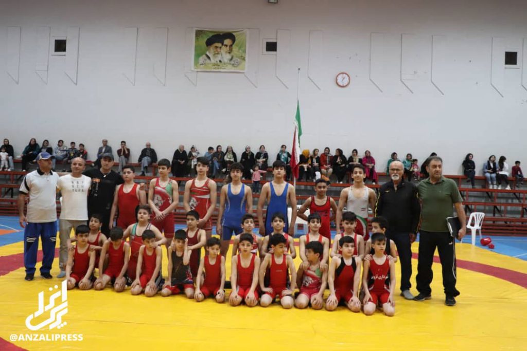 کشتی انزلی