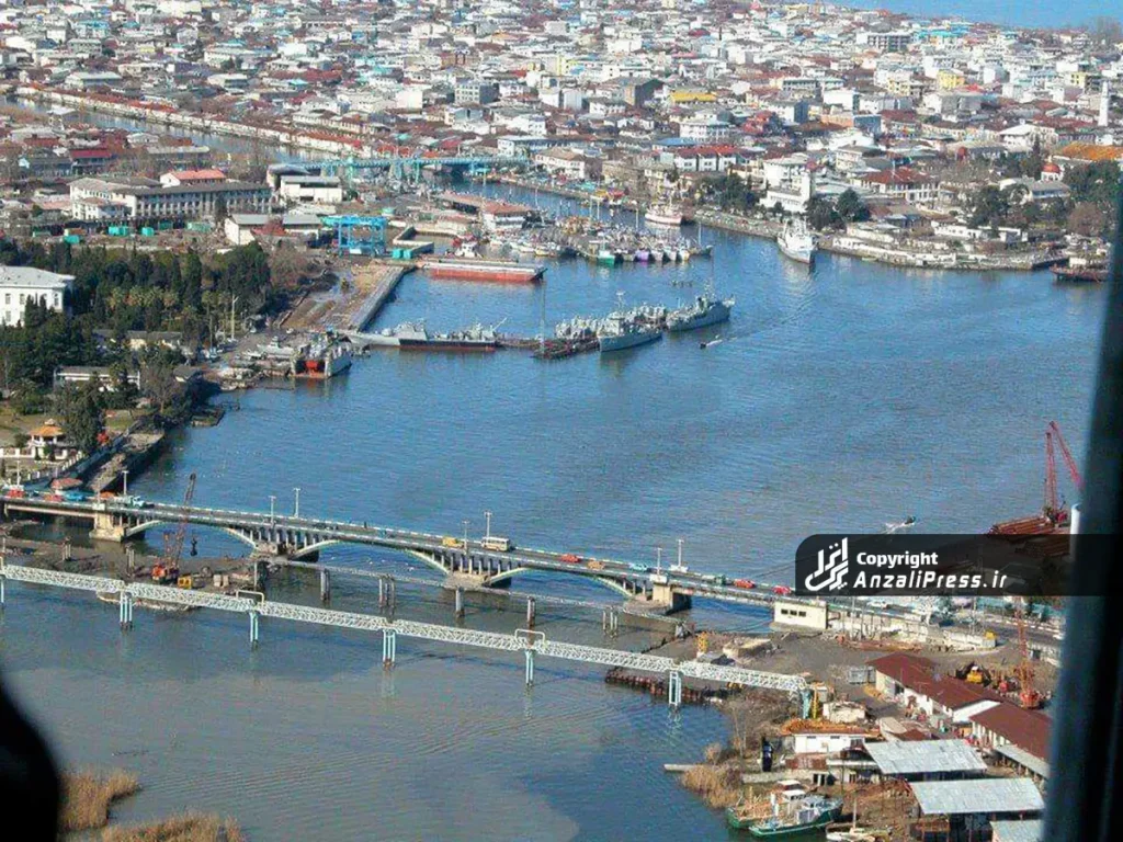 تصویر هوایی از پل غازیان