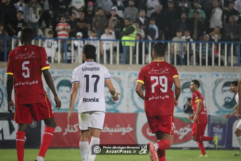 ملوان بندرانزلی و فولاد خوزستان