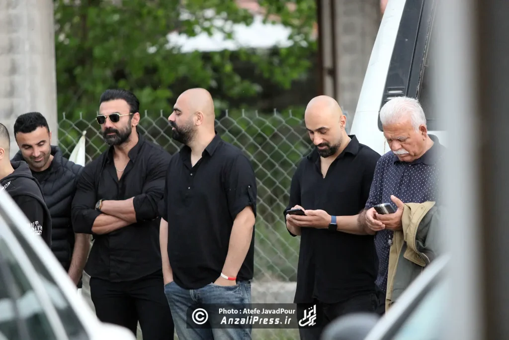 مازیار زارع در مراسم سوم بهمن صالح نیا