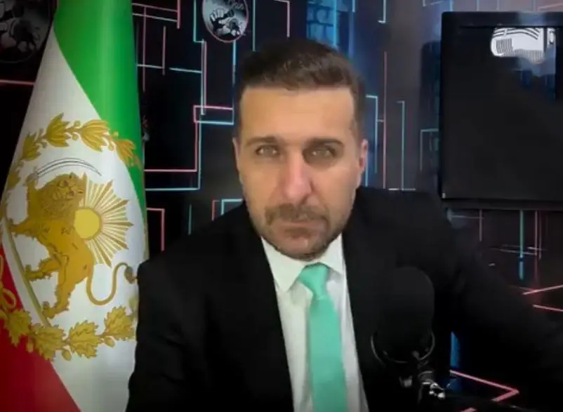 آشنایی با صادق صیاد