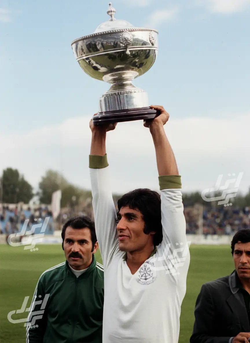 عزیز اسپندار
